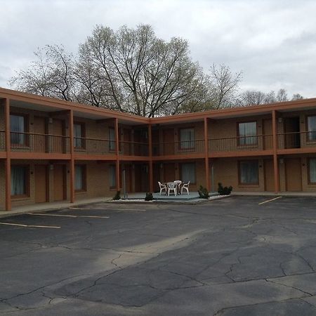 Village Inn Motel - Berrien Springs 外观 照片